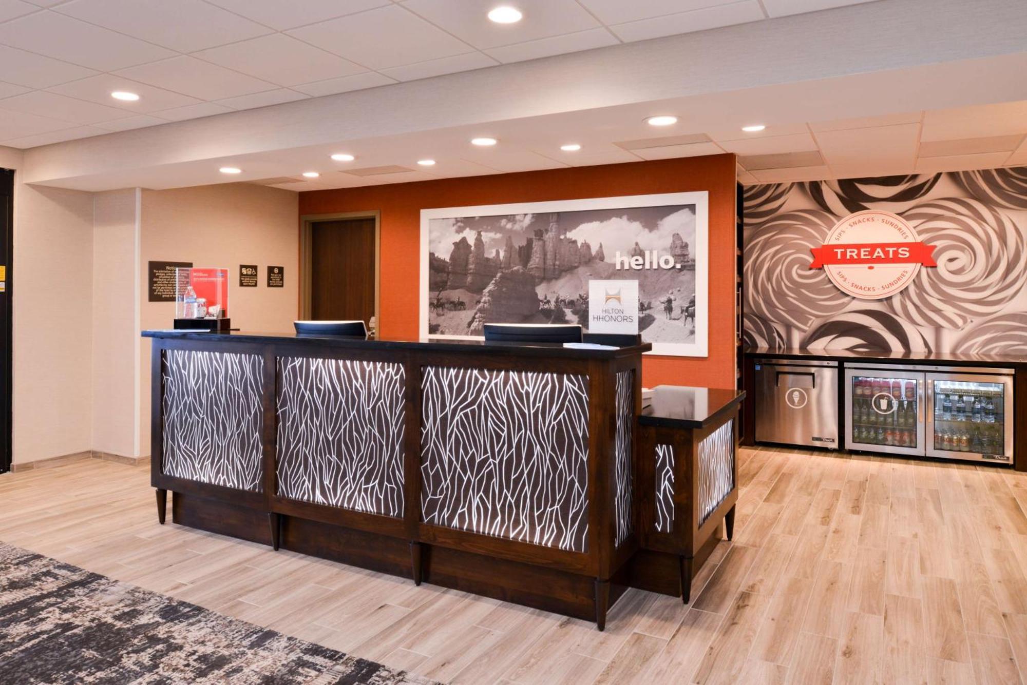 Hampton Inn El Centro Exterior photo